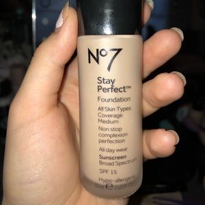 No7 Stay Perfect Foundation in Natural